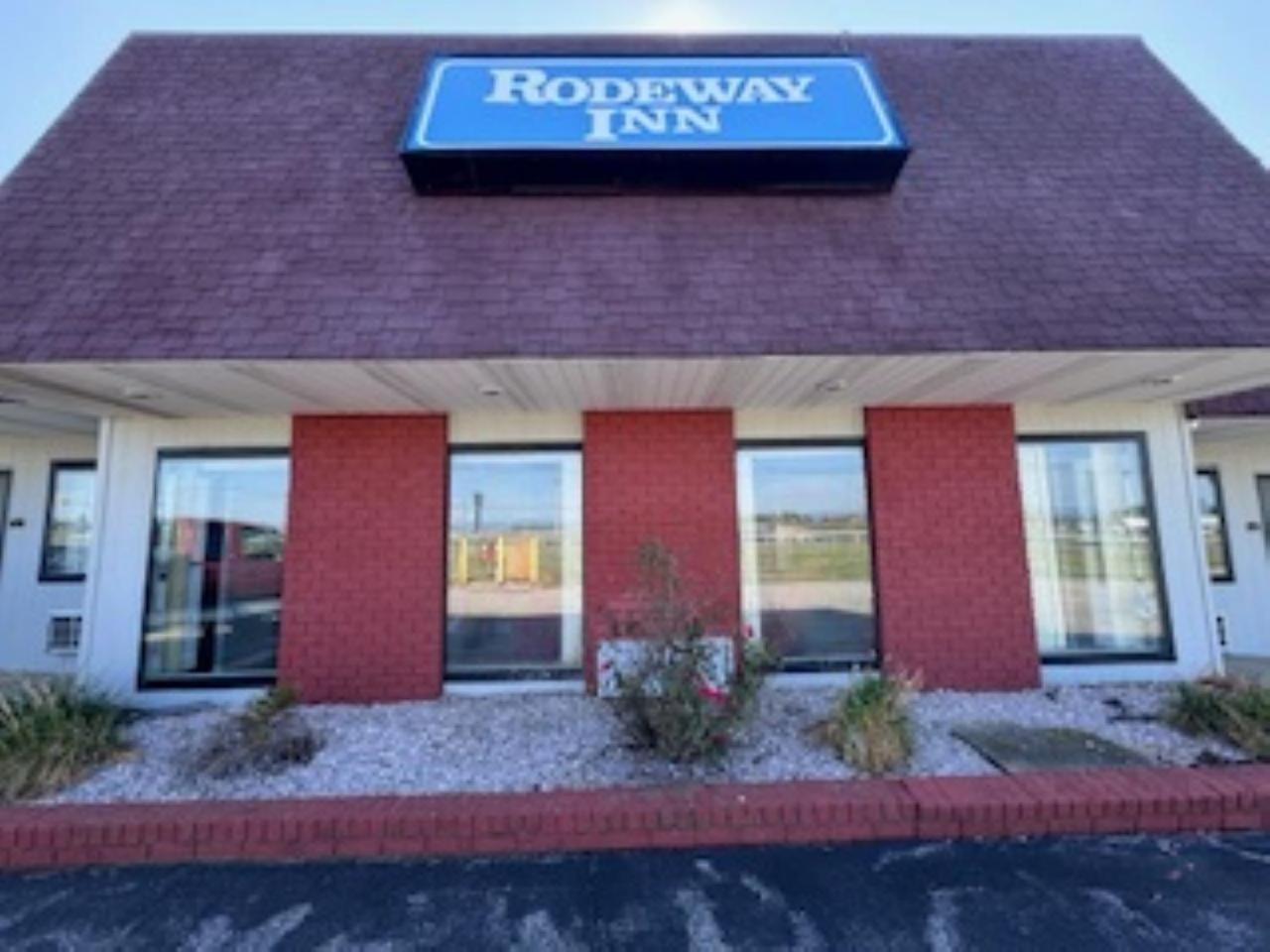 שיפנסבורג Rodeway Inn מראה חיצוני תמונה